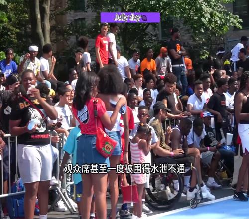 帅气的上篮和这该死的氛围，谁能不爱！