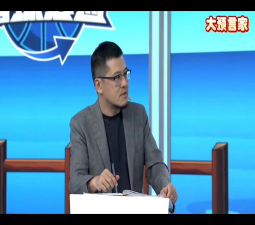 换谁杨毅：今夏里夫斯必定要走！他是湖人可交易的最好的筹码了