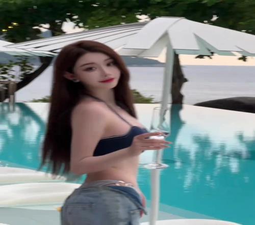 人美身材好！超美詹密周麟嘉晒海边度假视频
