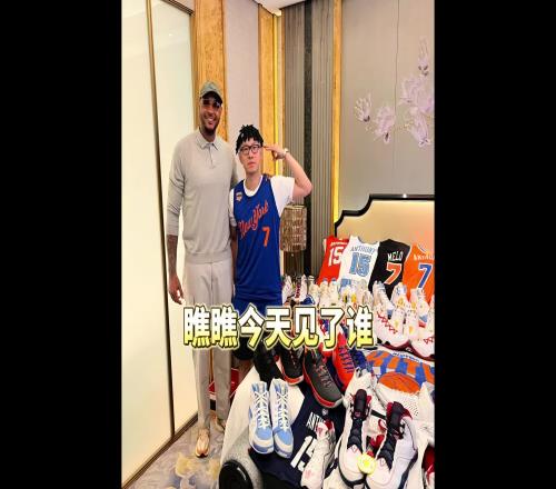 圆梦！网友带安东尼看收藏的各种瓜哥球衣球鞋！安东尼：我知道你