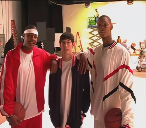 全是青春回忆当年NBALIVE04宣传片，姚明等球星出镜